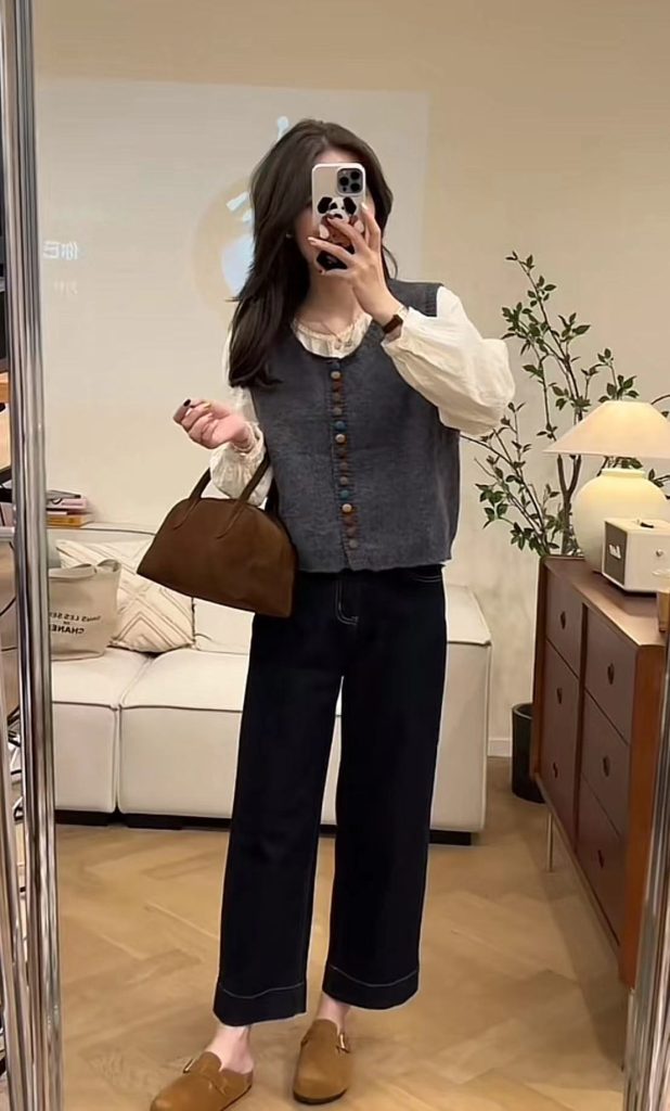 Autumn New Fashion Set with Lace Shirt, Vest, and Jeans