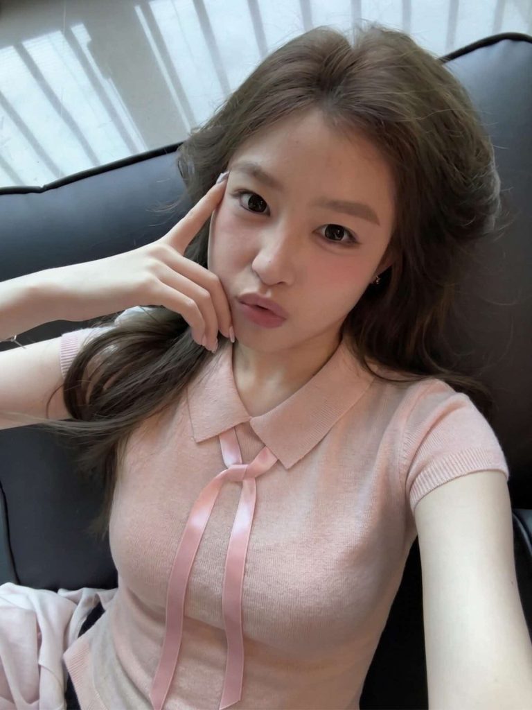 Pink Polo Collar Ribbon Slim Fit Knit Short Sleeve Women's Top 2026 Summer